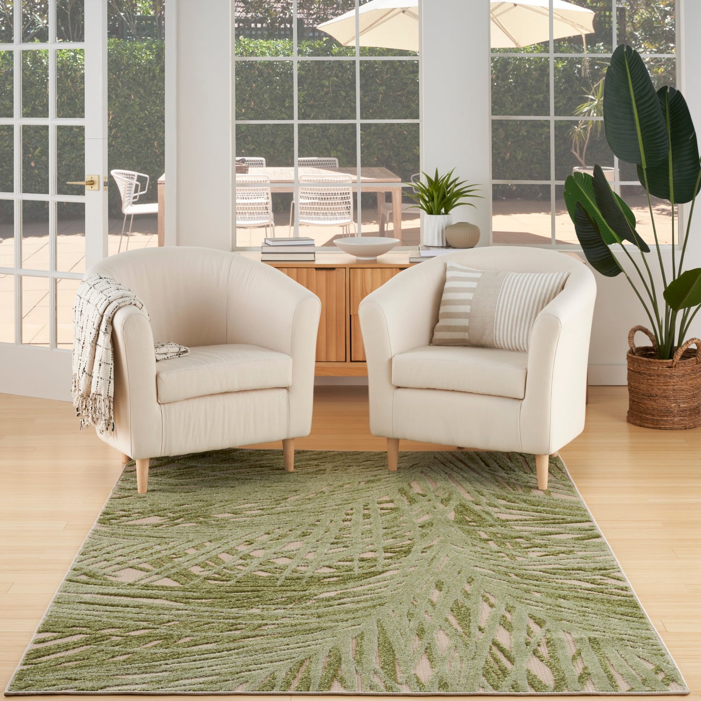 Nourison Aloha 5'3" x 7'5" Ivory Green Outdoor Rug