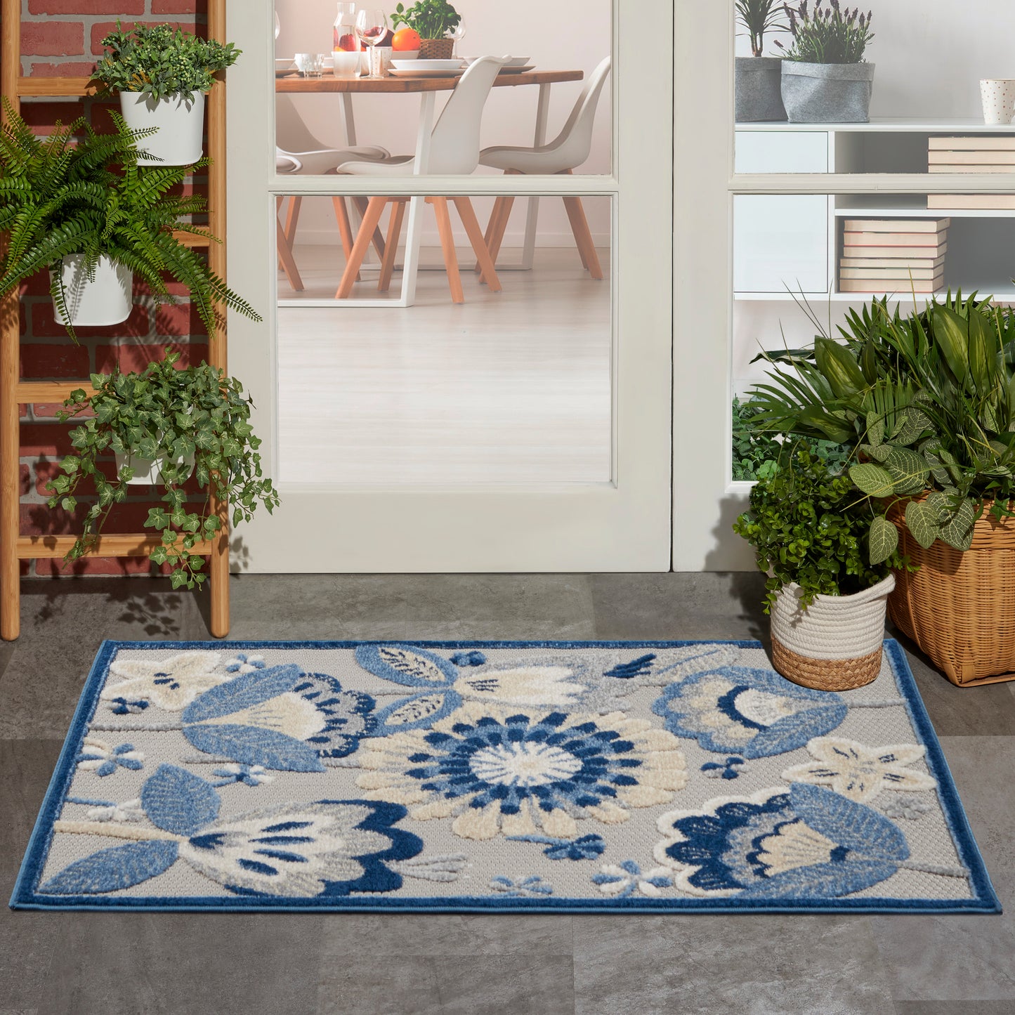 Nourison Aloha 2'8" x 4' Blue Grey Contemporary Rug