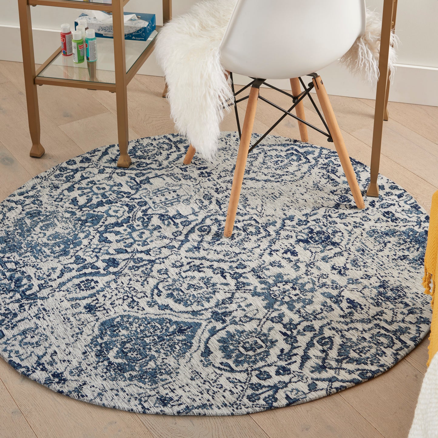 Nourison Damask 4' x Round Ivory/Navy Vintage Indoor Rug