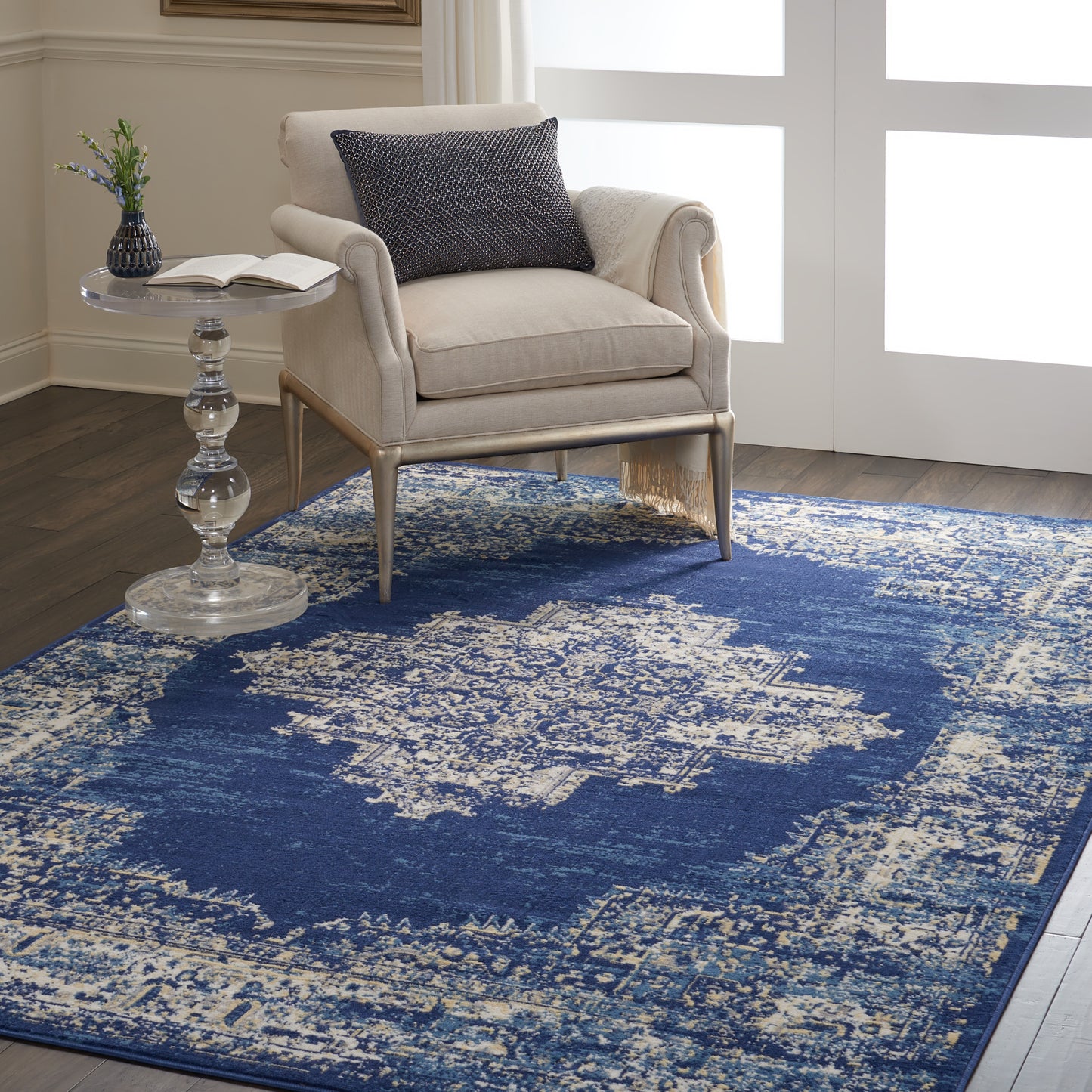 Nourison Grafix 6' x 9' Navy Blue Vintage Indoor Rug