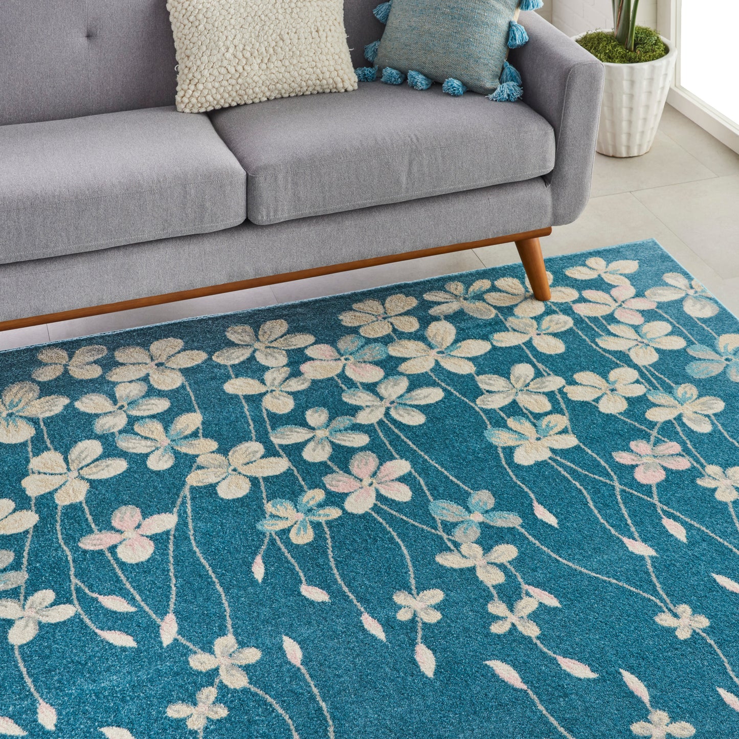 Nourison Tranquil 8' x 10' Turquoise Contemporary Indoor Rug